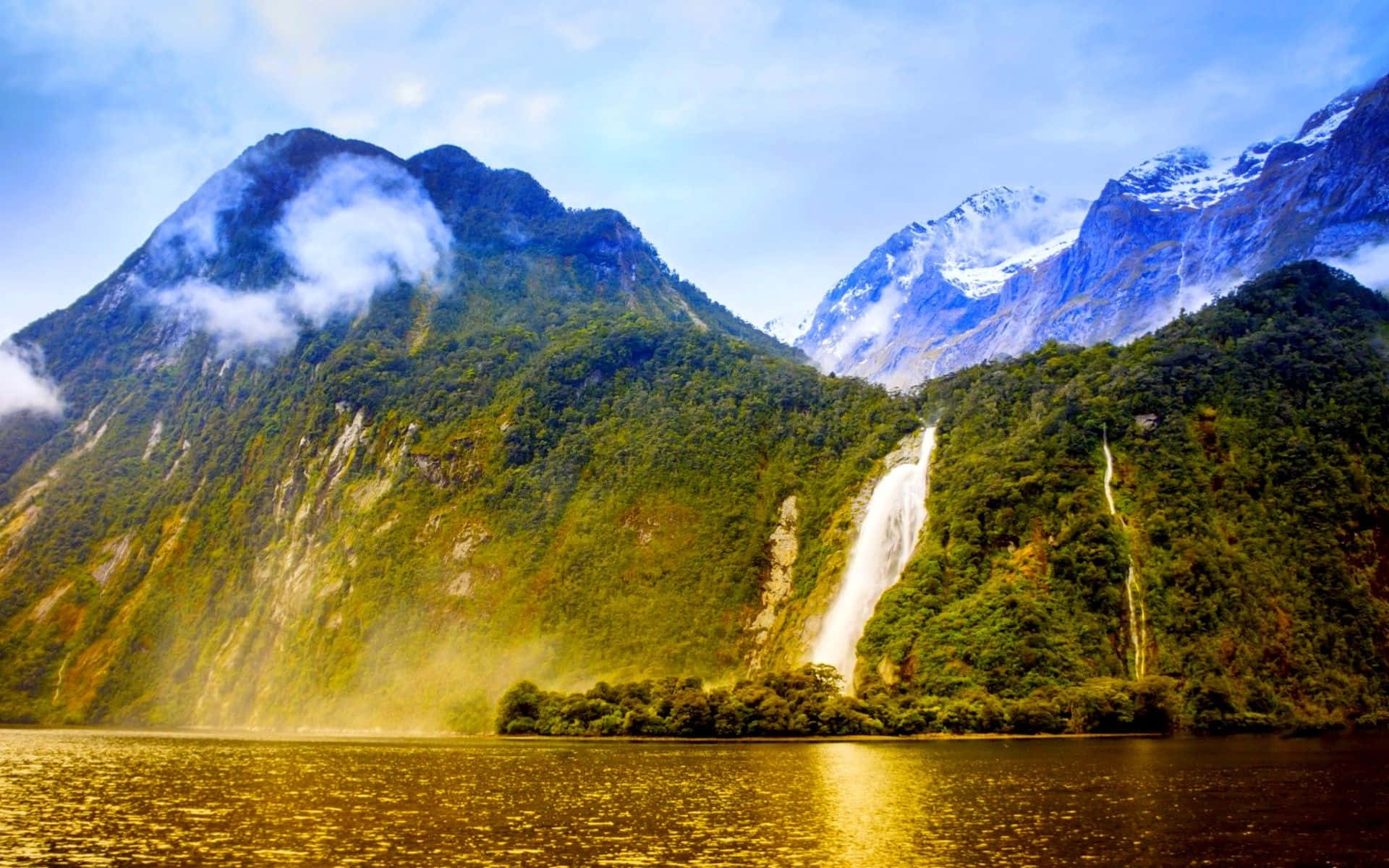 Milford Falls, New Zealand