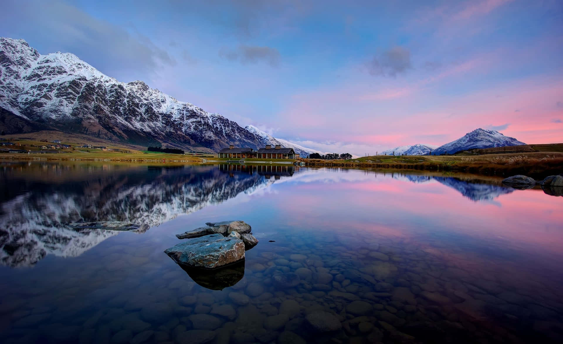 Discover the Iconic Landscapes of New Zealand
