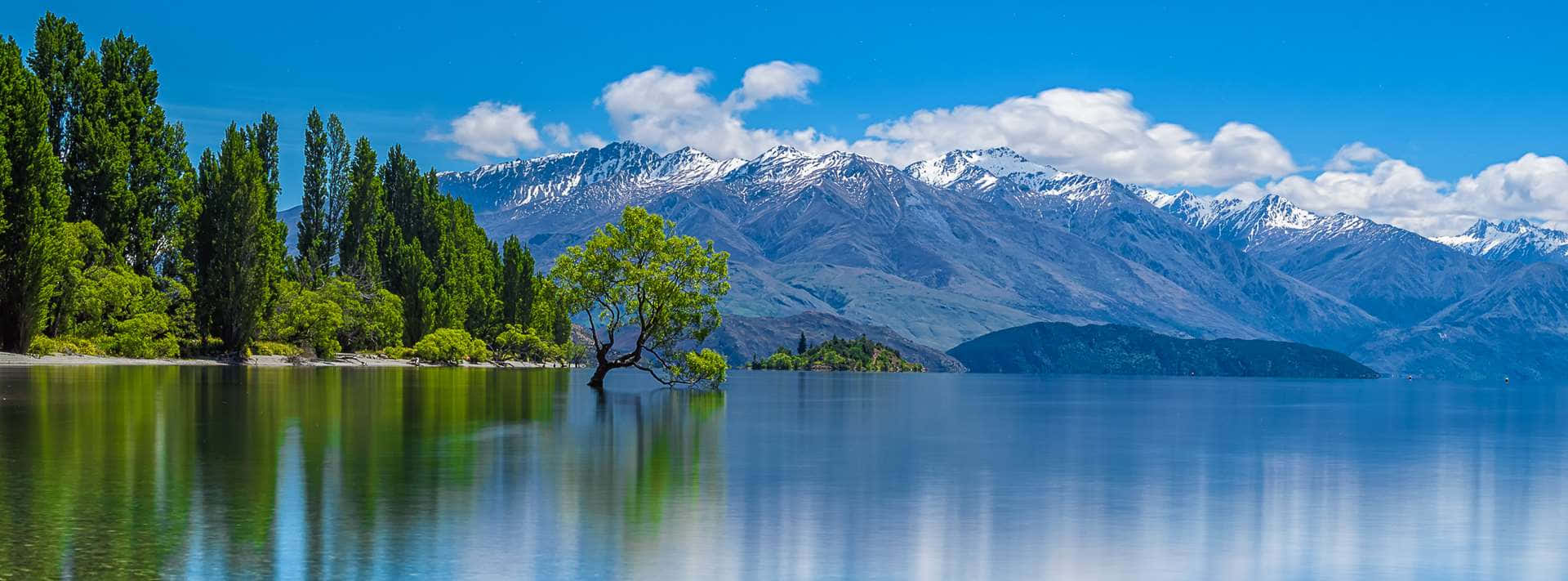 New Zealand Lake Wanaka Serenity Wallpaper