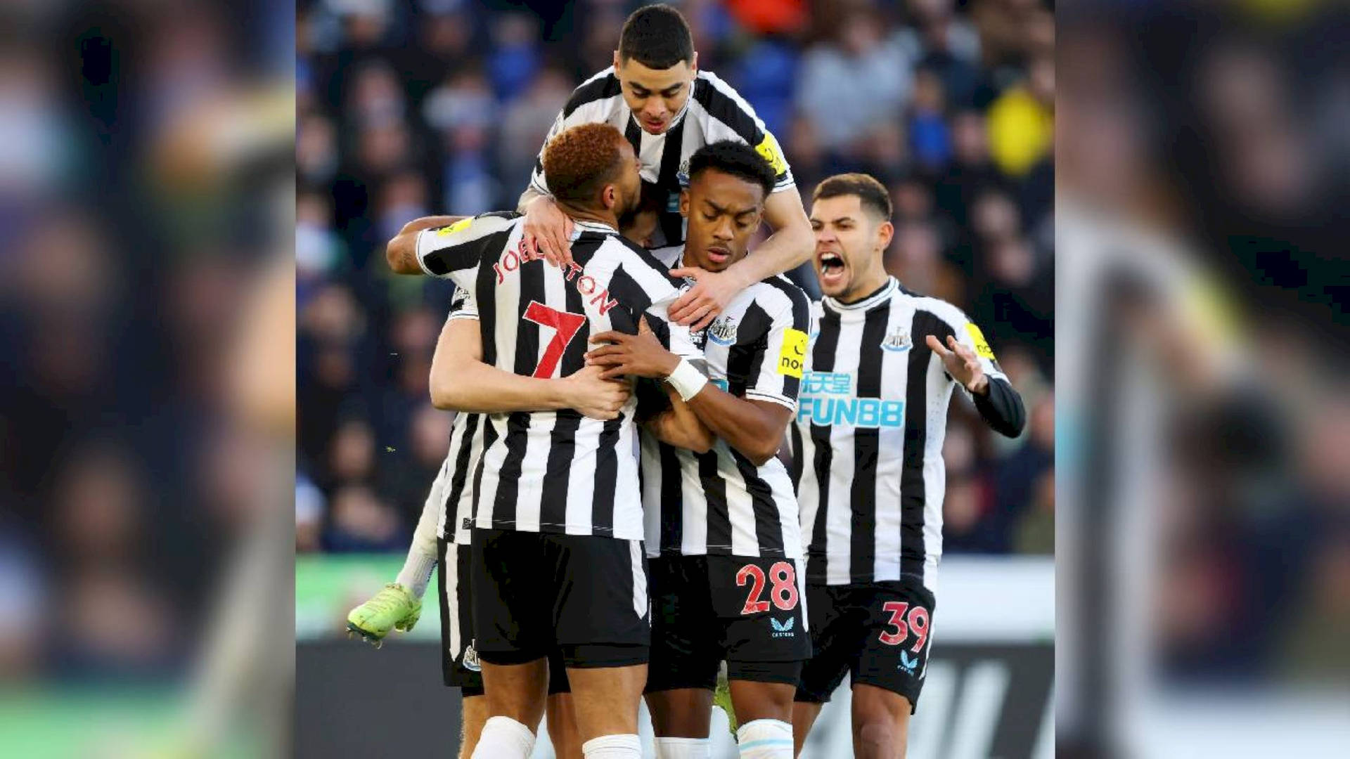 Newcastle United FC Group Hug Wallpaper