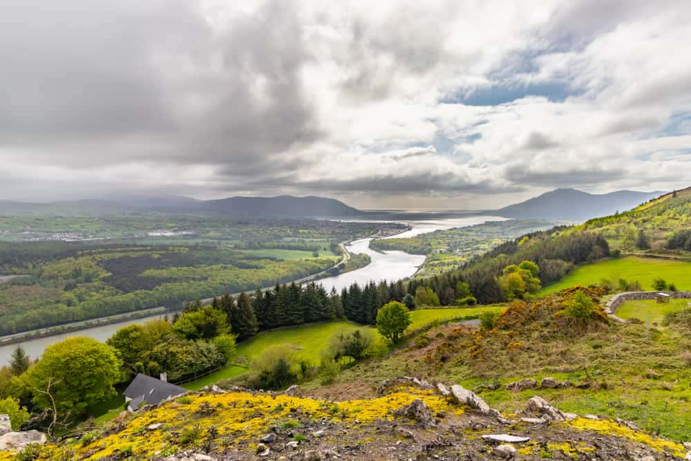 Vue De La Vallée De La Rivière À Newry Fond d'écran