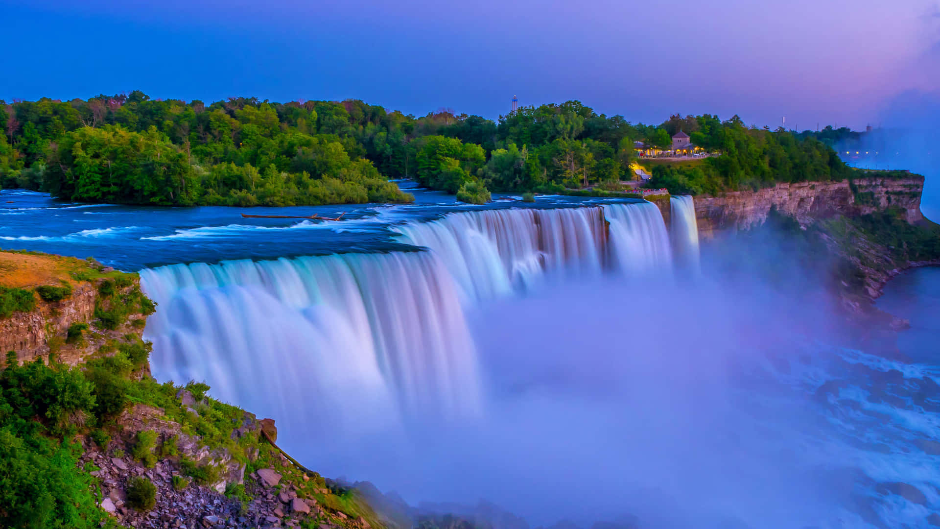 "The breathtaking power of Niagara Falls"