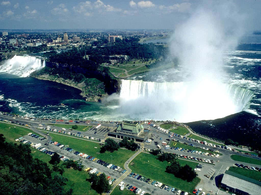 Enjoying the beauty of Niagara Falls