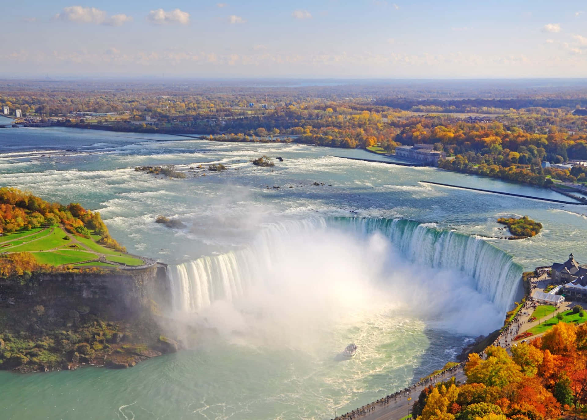 Kännkraften Från De Majestätiska Niagara Fallen