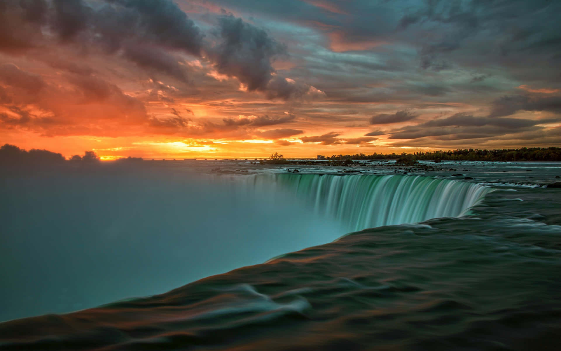 Niagarafalls Kanadas Solnedgångsvy. Wallpaper