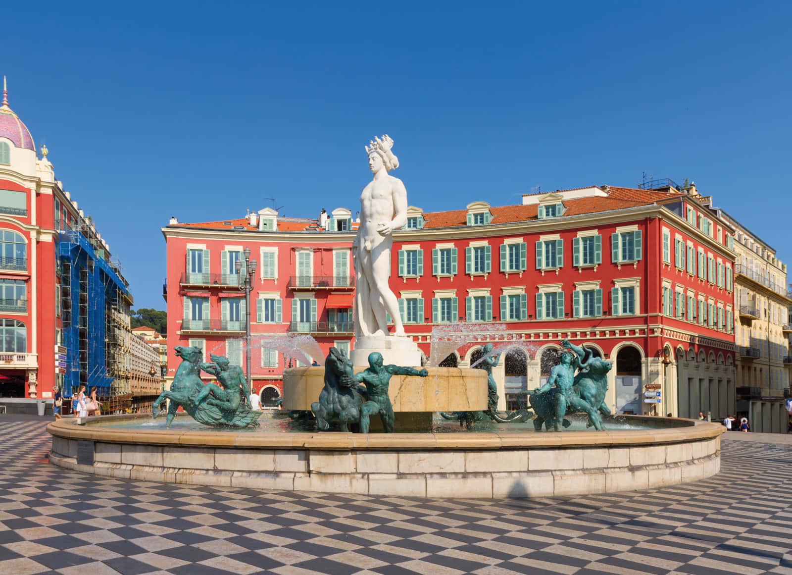 Ljusaljus I Nice, Frankrike