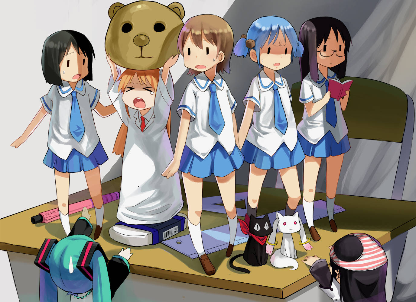 Nichijou Giant Table Picture