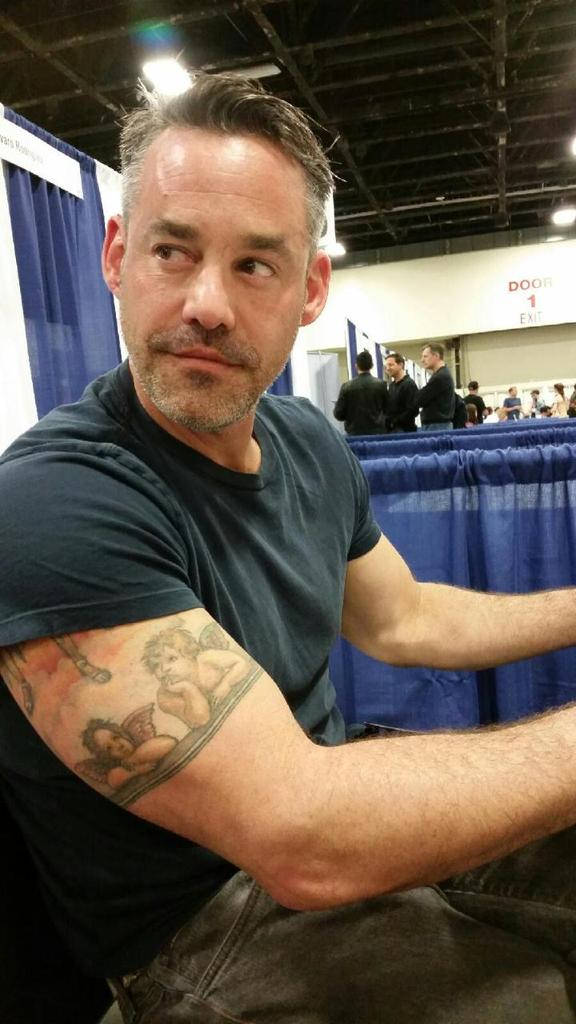 Nicholas Brendon Arm Tattoo Wallpaper