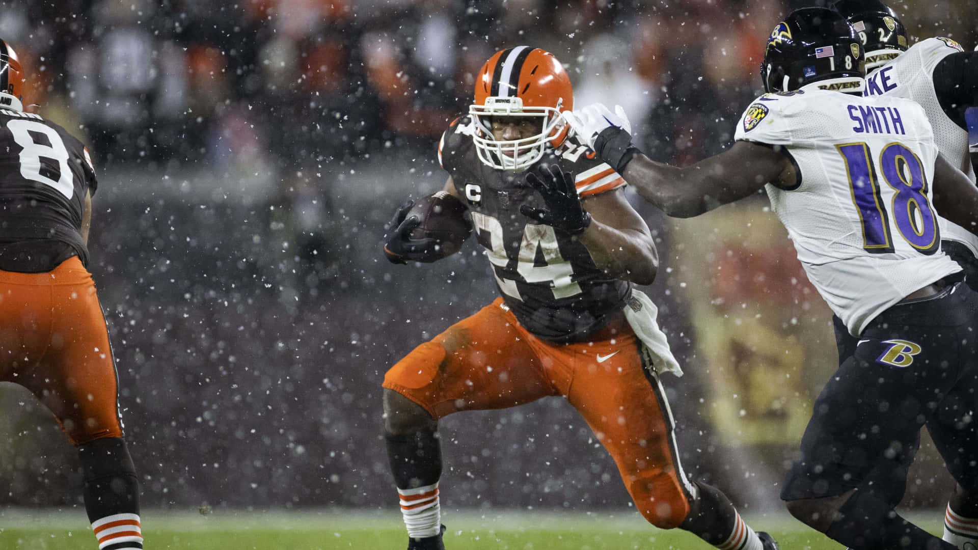Nick Chubb Cleveland Browns Snowy Game Wallpaper