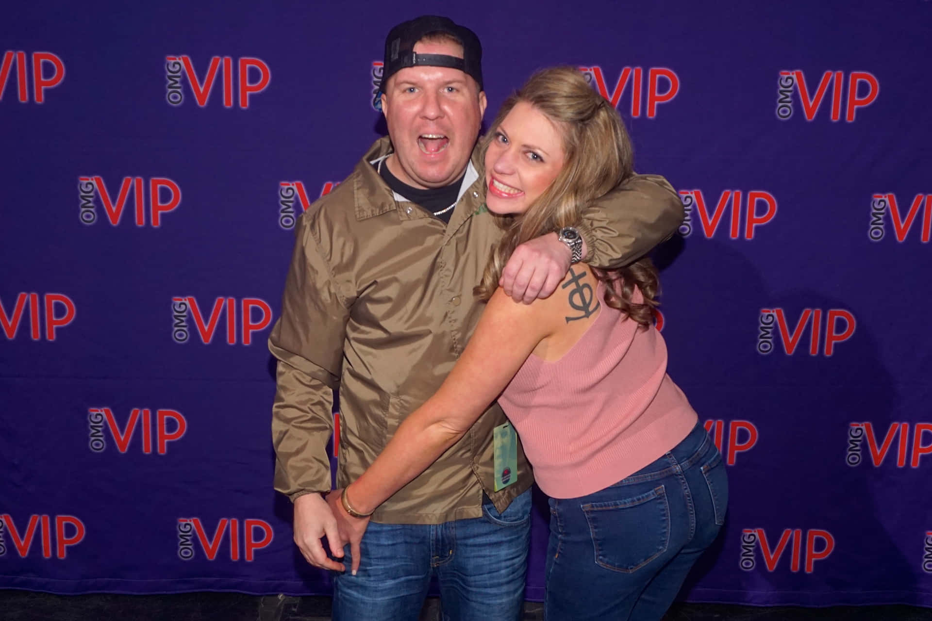 Nick Swardson Latter Bakgrunnsbildet