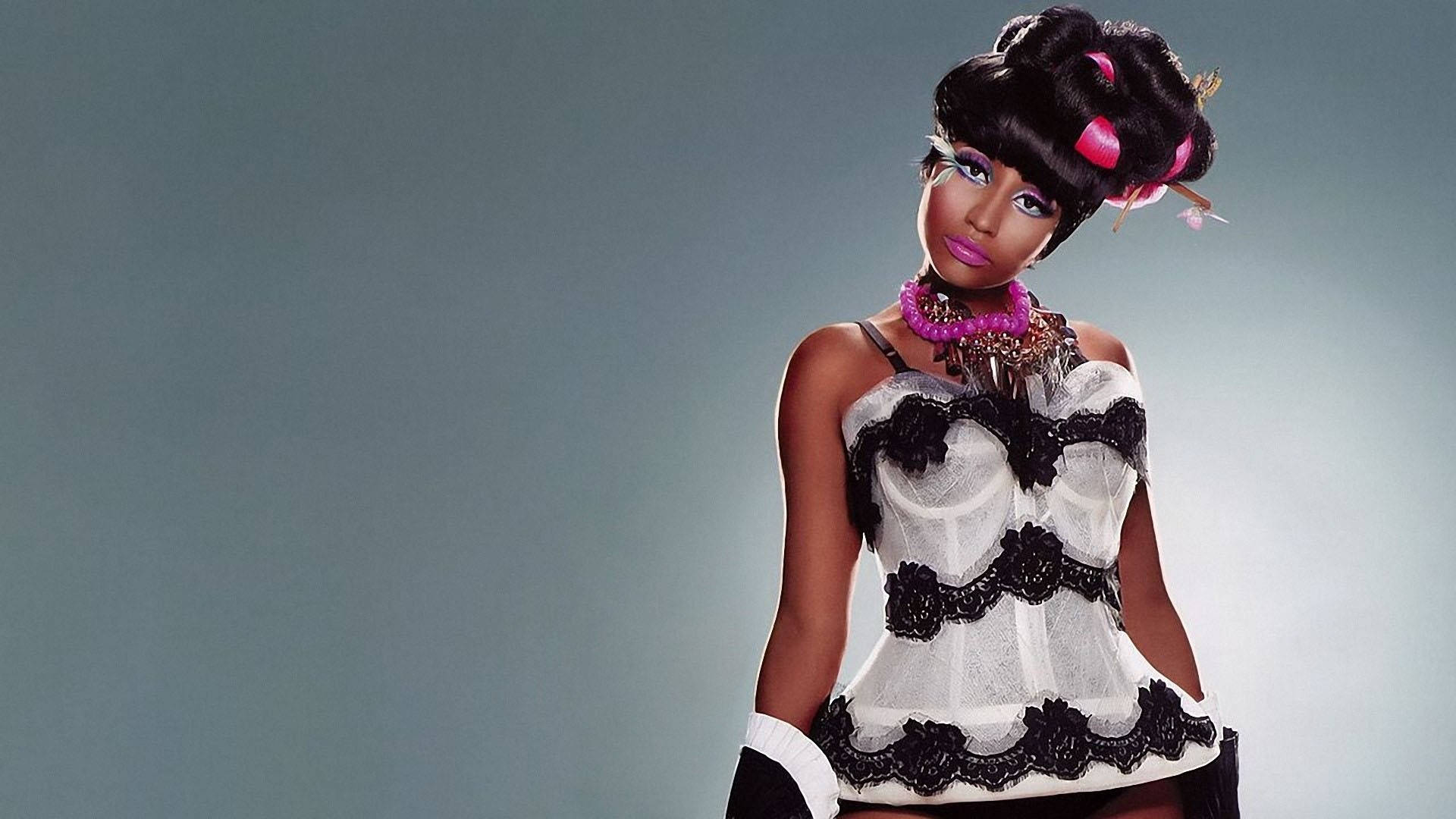 Nicki Minaj Doll Outfit Wallpaper