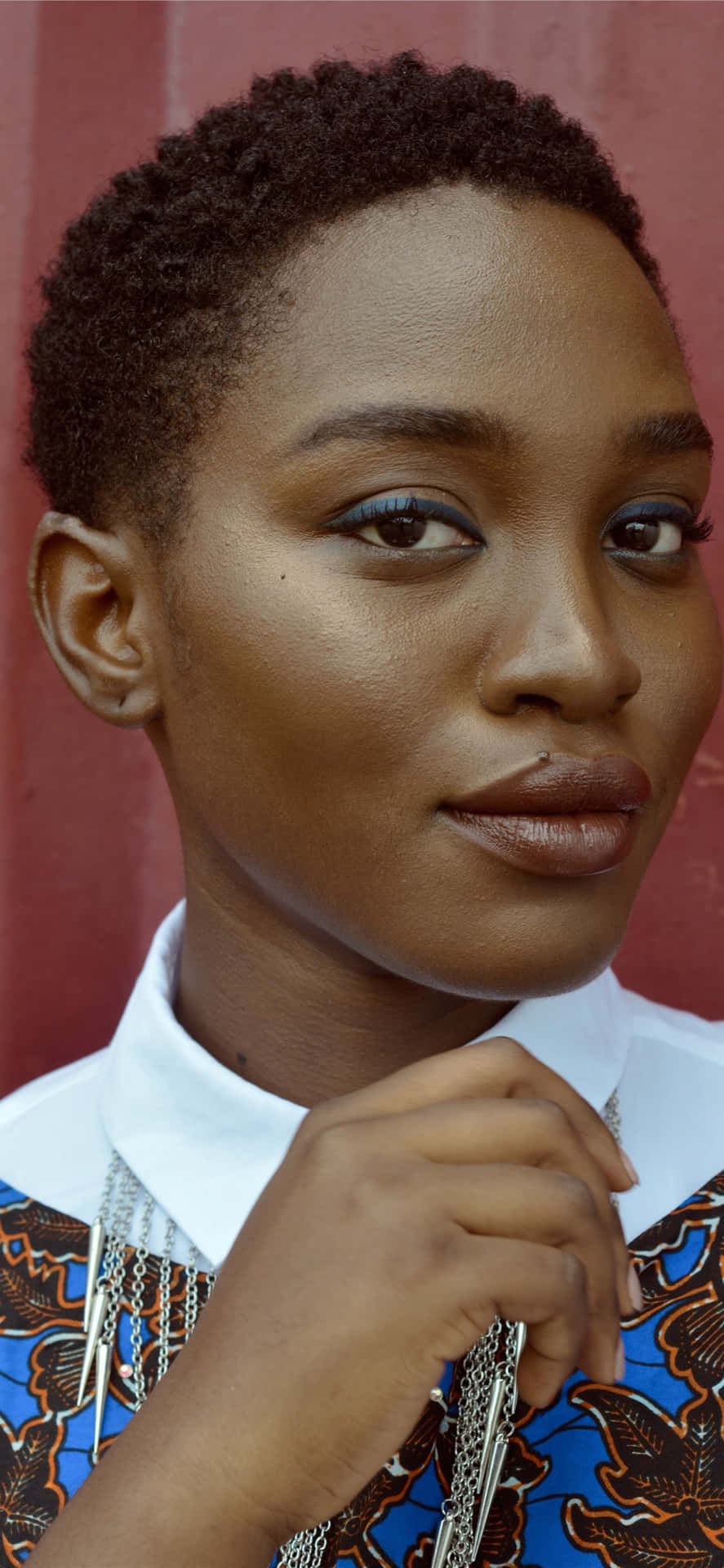 Nigerian Woman with Short Hair Wallpaper