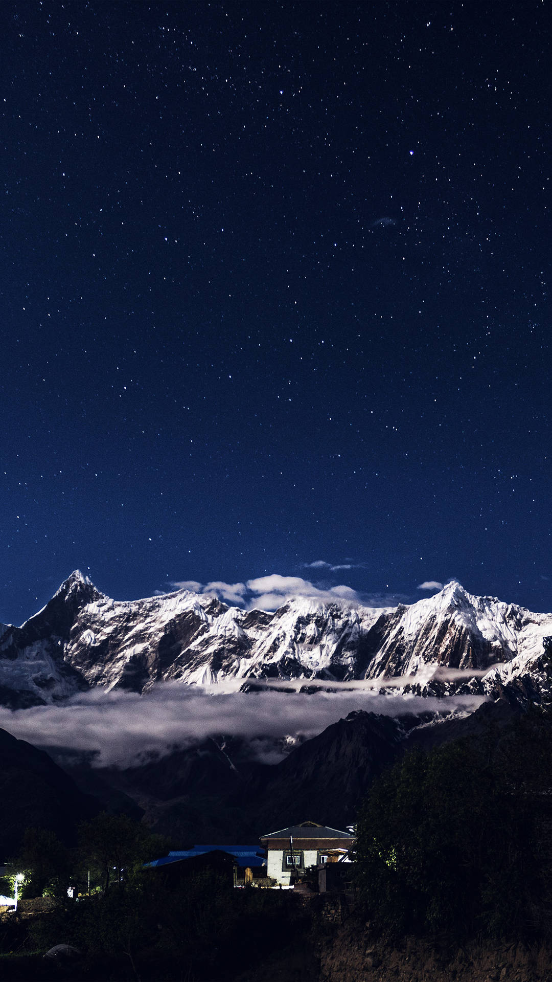 Experience the Majestic Night Mountain Wallpaper