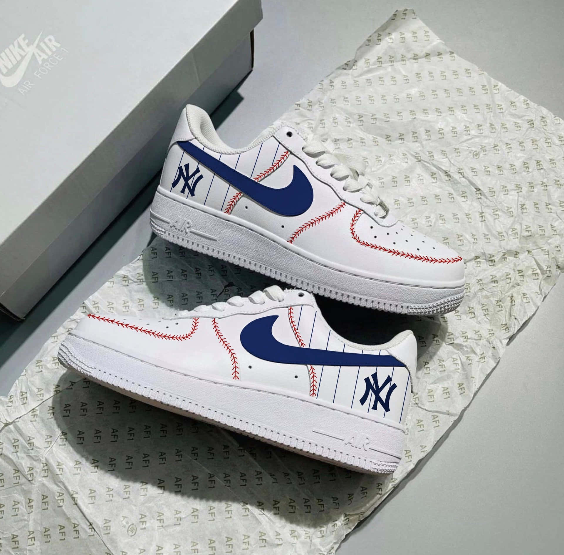 New York Painted Nike Air Force 1 Picture
