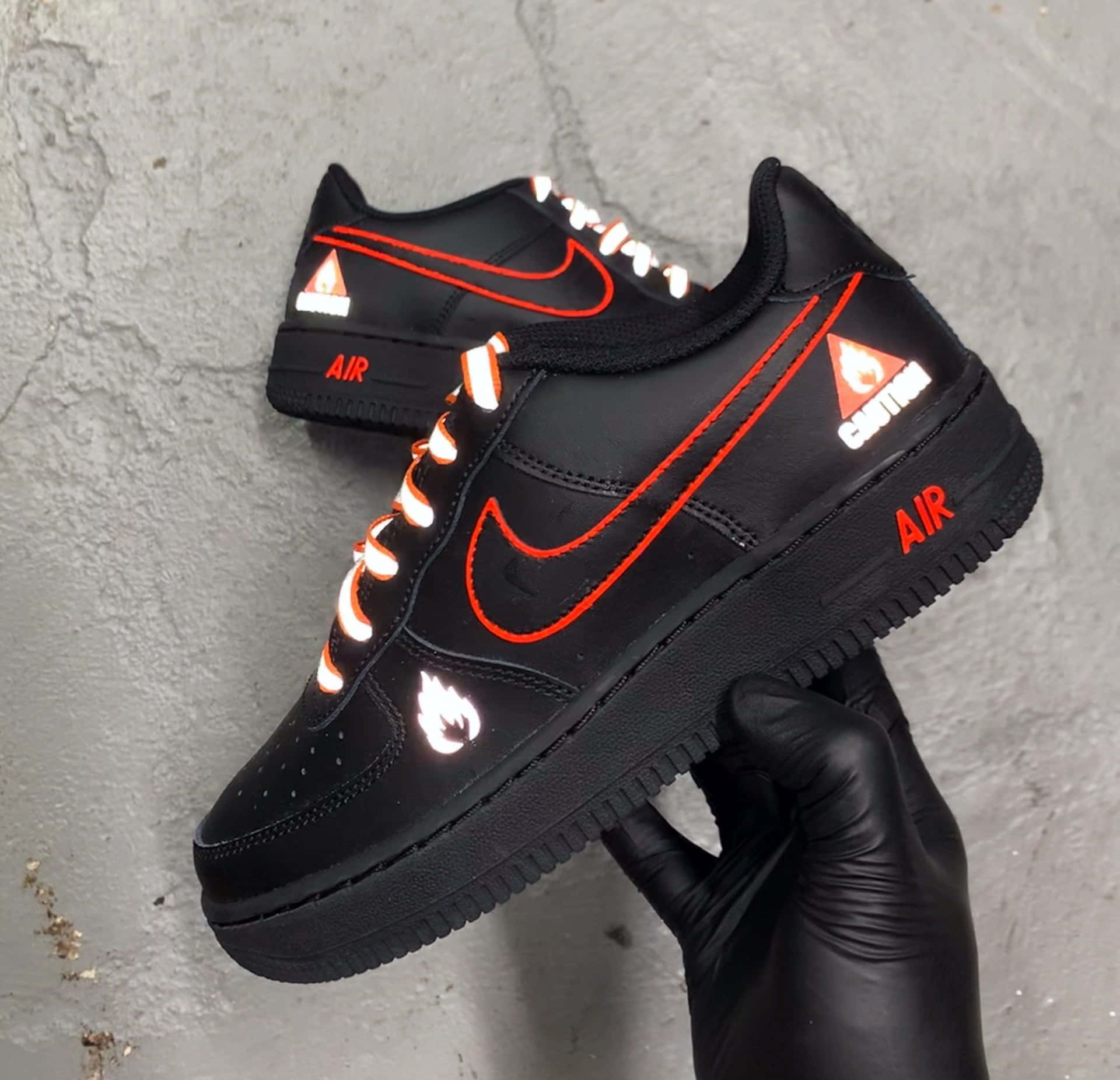 Immaginedelle Nike Air Force 1 Nere E Rosse