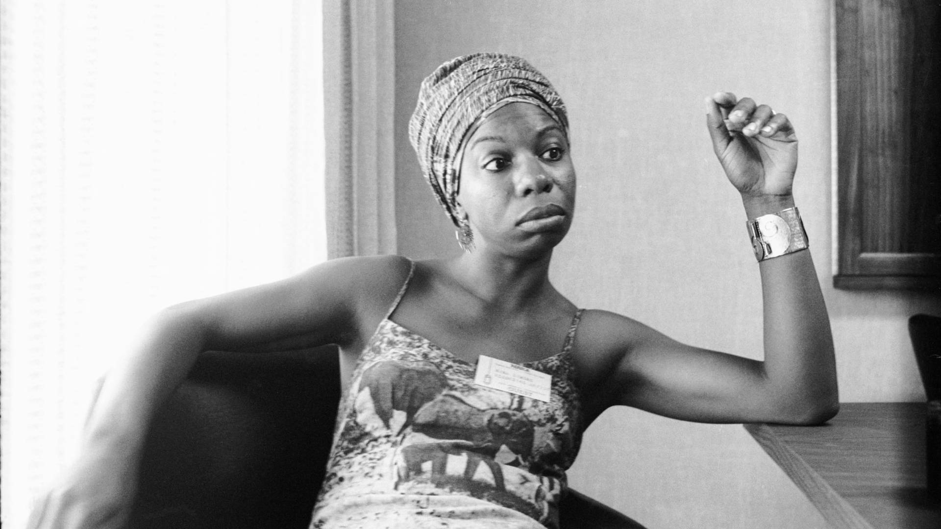 Nina Simone American Singer Confident Pose Wallpaper