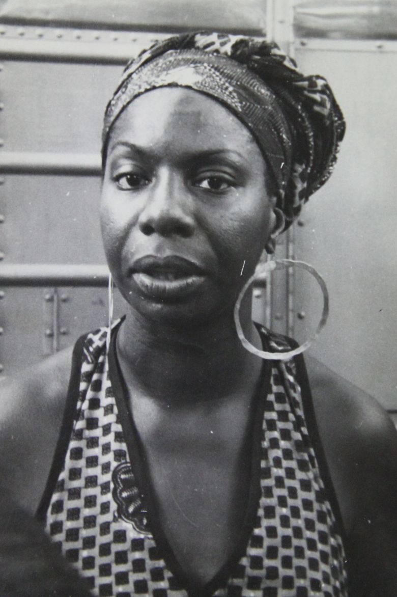 Nina Simone Fashion Icon Big Earring Wallpaper