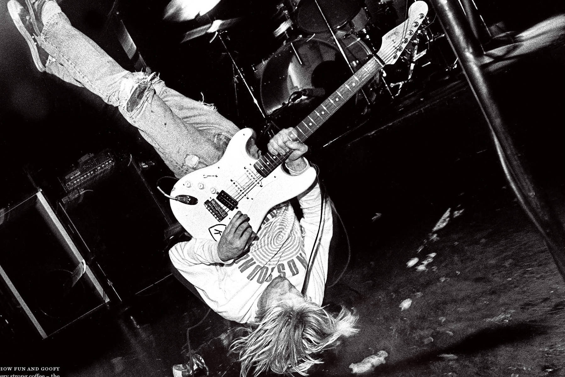 Nirvana Kurt Rocking His Guitar Wallpaper