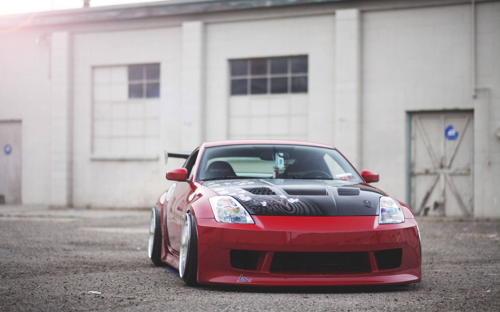 "Ready To Ride In The Nissan 350Z” Wallpaper