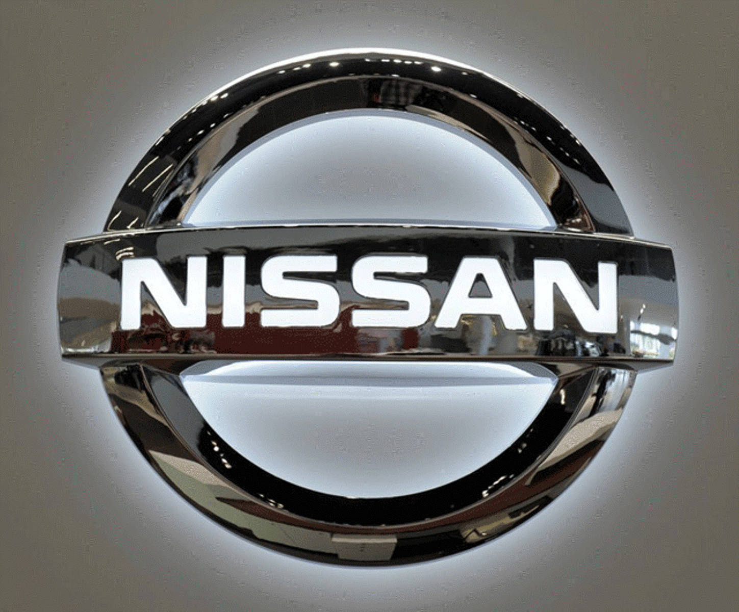 Nissan Silver Logo Wallpaper