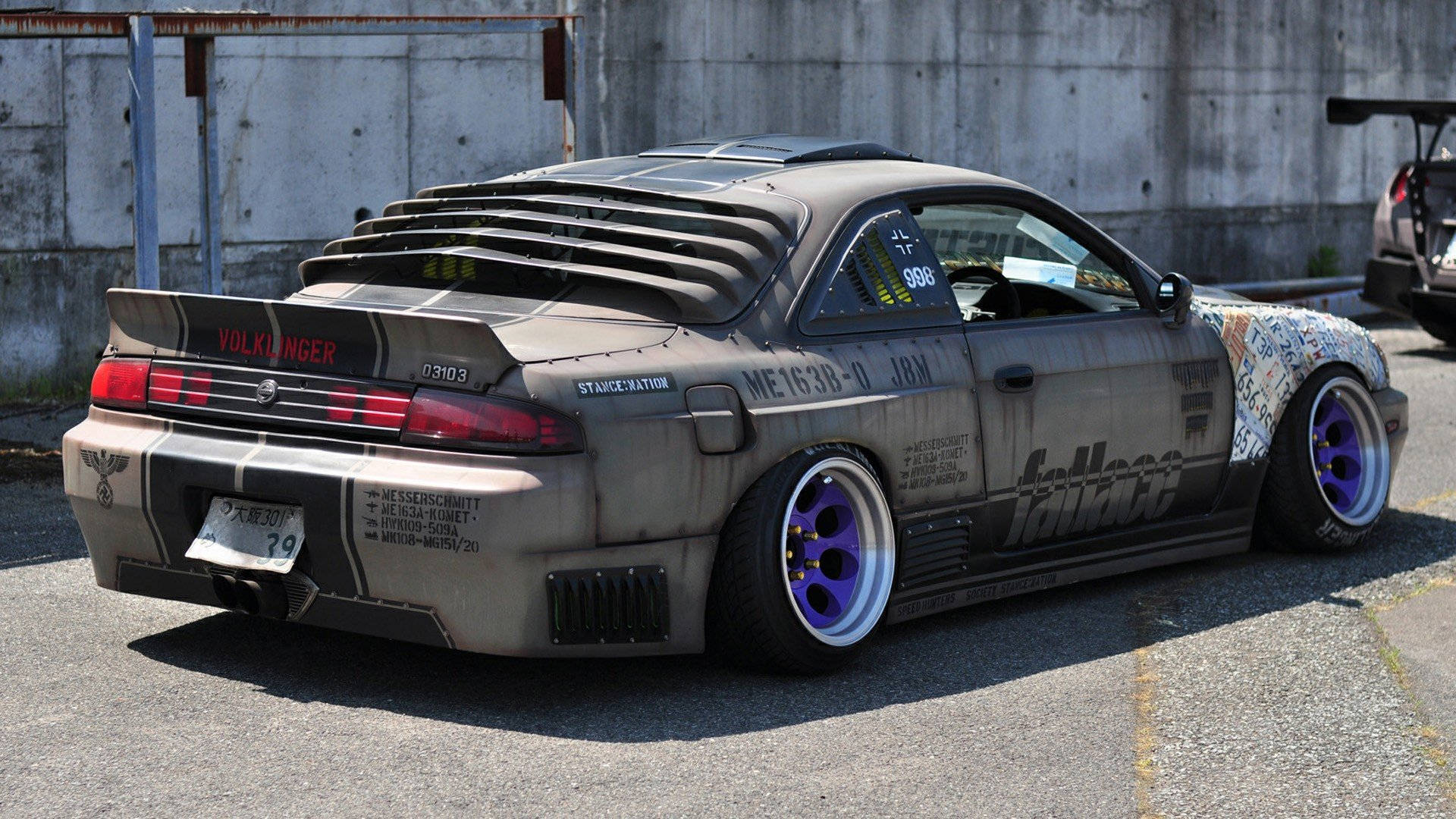Img  Experience the High-Performance of the Nissan Silvia S14 Wallpaper