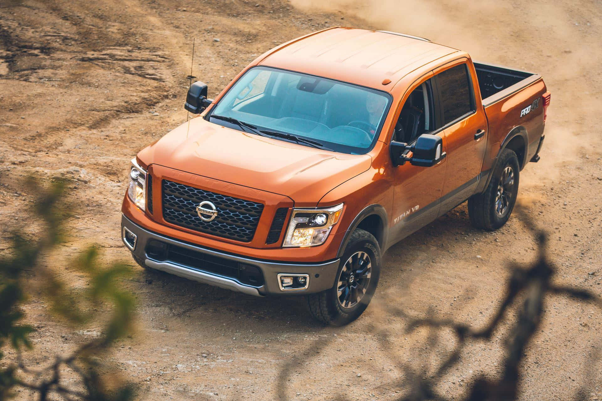 Nissan Titan: Power On Full Display Wallpaper