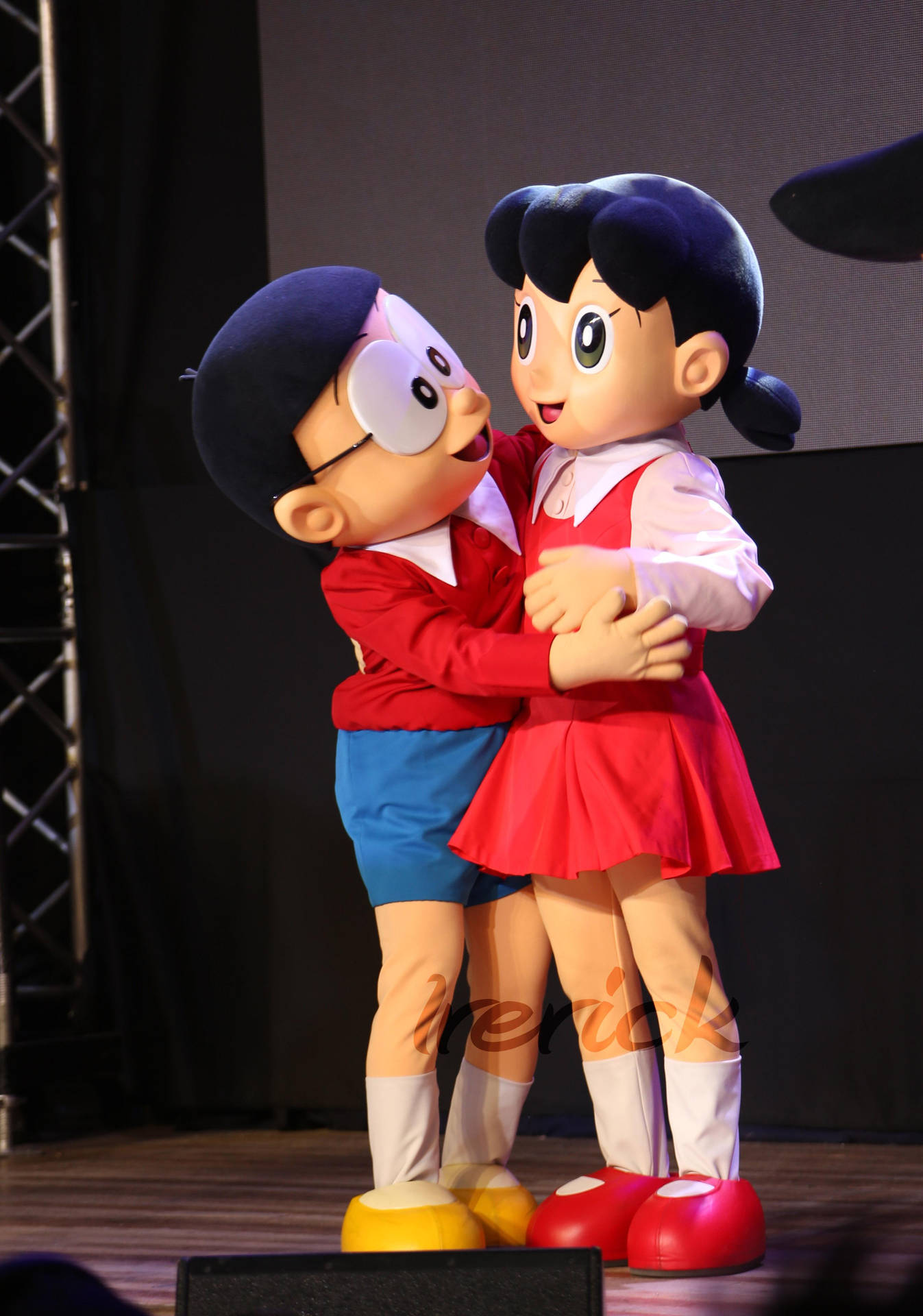 Nobita Shizuka Love With Mascots Hugging