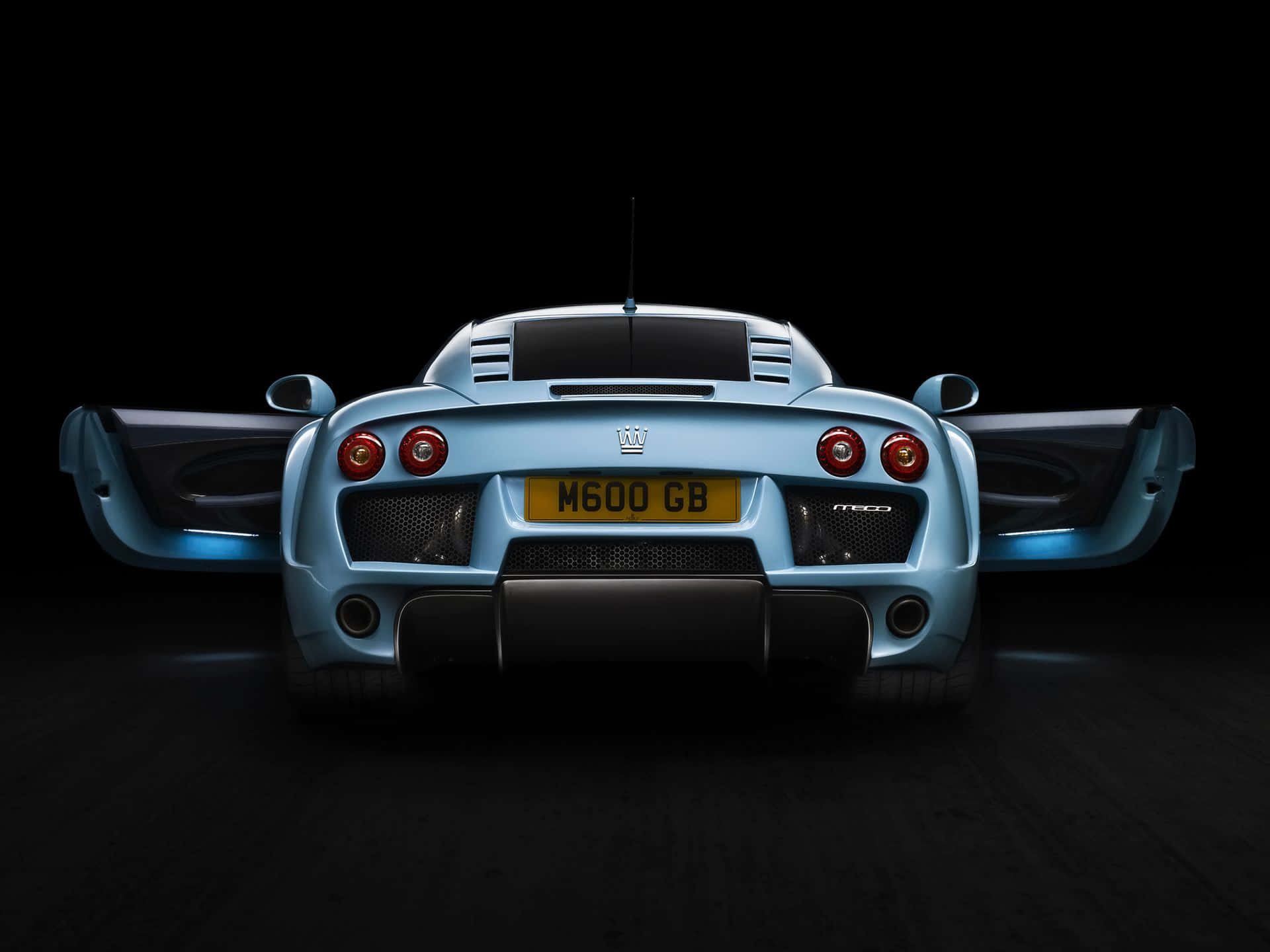Stunning Rear View of Noble M600 Supercar Wallpaper