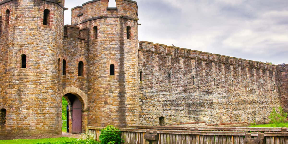North Gate Of Cardiff Castle Picture