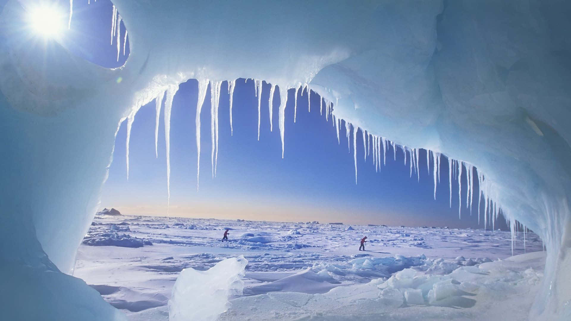 Isbildningi Ishåla Vid Nordpolen Bild