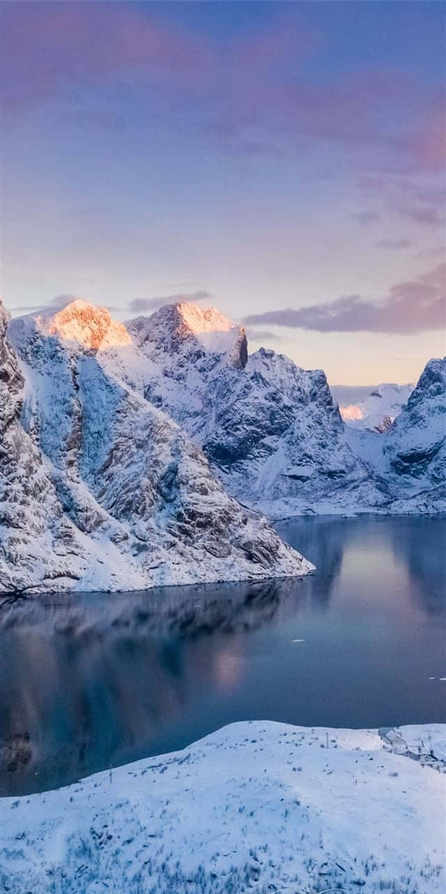 Norgehvor Naturen Maler Sit Eget Mesterværk.