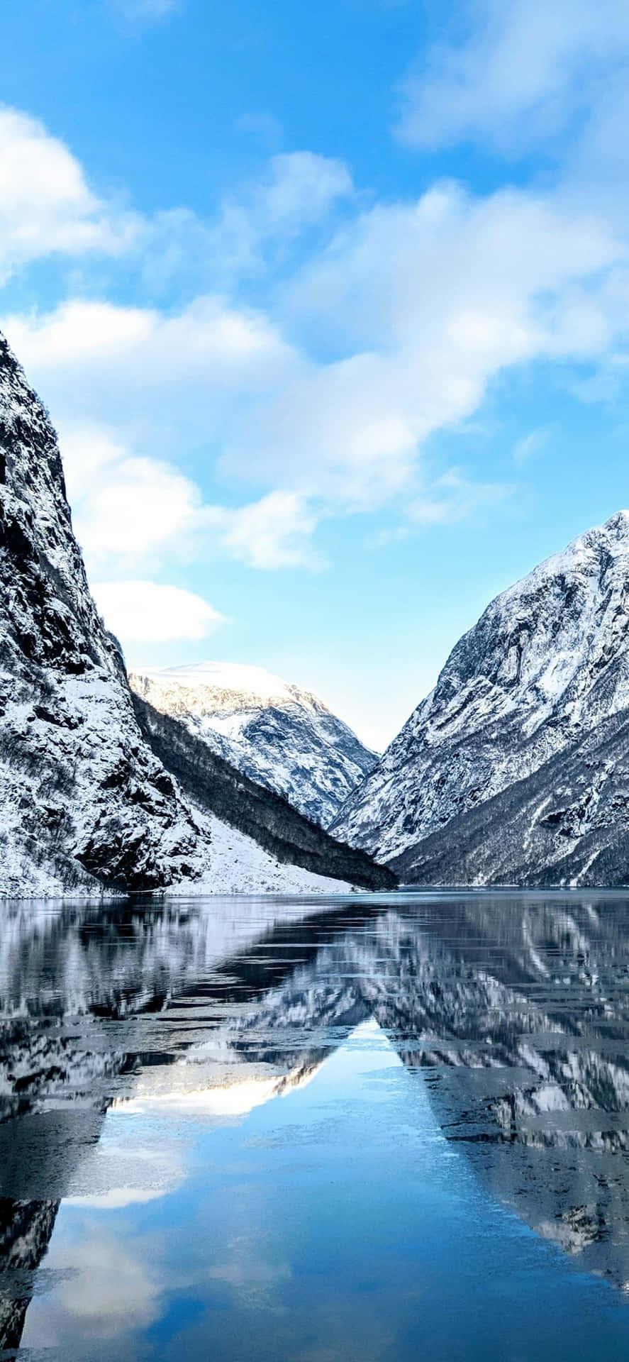 Velkommentil Den Forbløffende Skønhed I Norge.