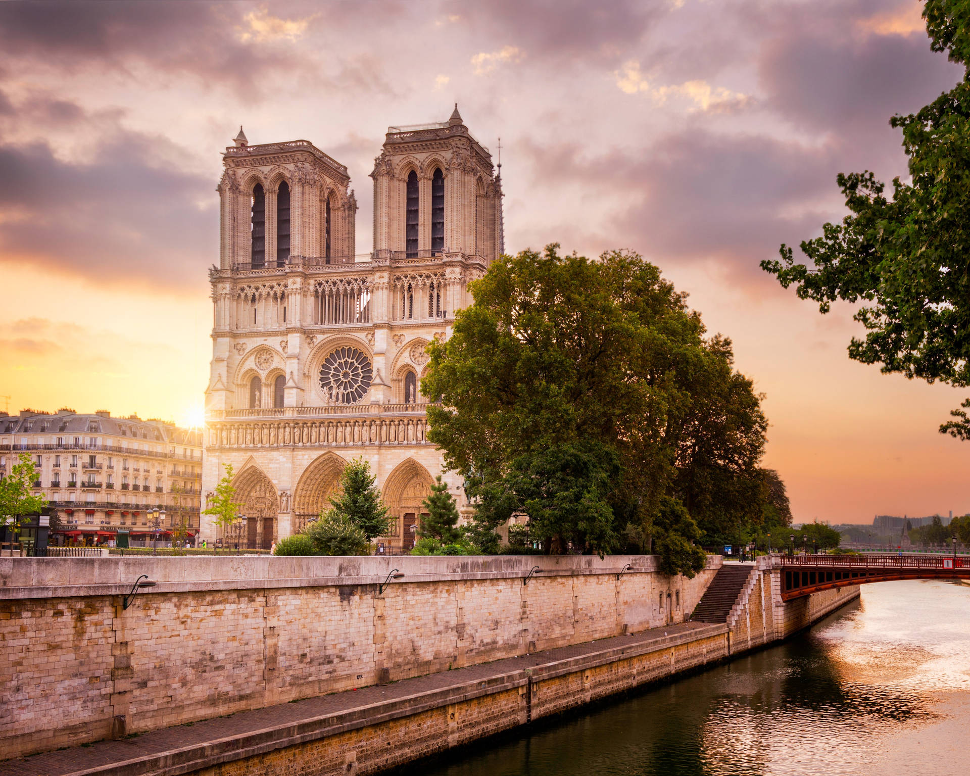 Notre Dame And Seine At Dusk Wallpaper