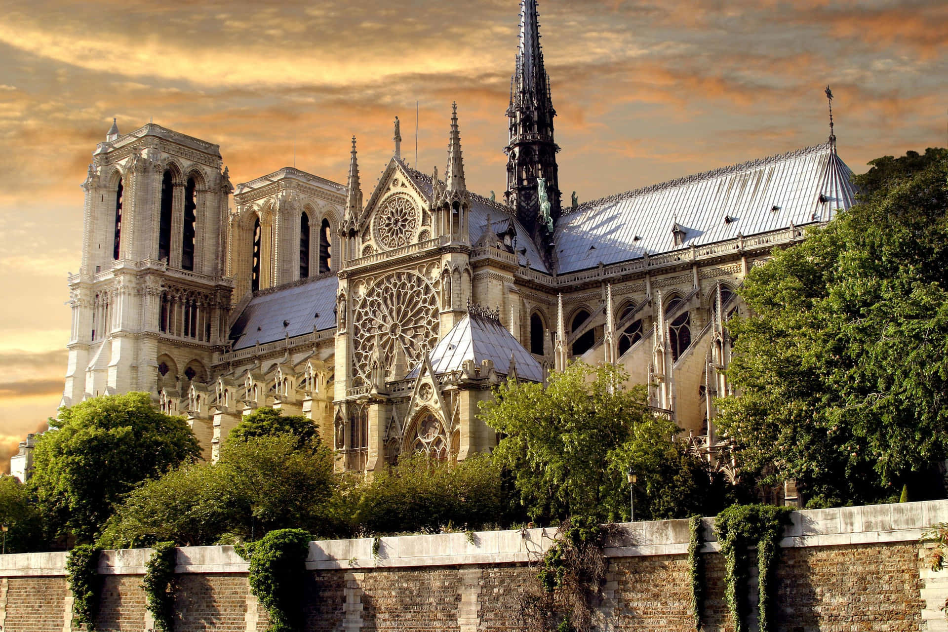 Notre Dame Cathedral Architecture Wallpaper