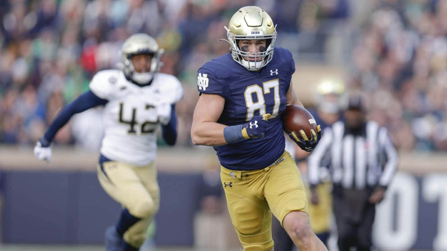 Notre Dame Football Player87 In Action.jpg Wallpaper
