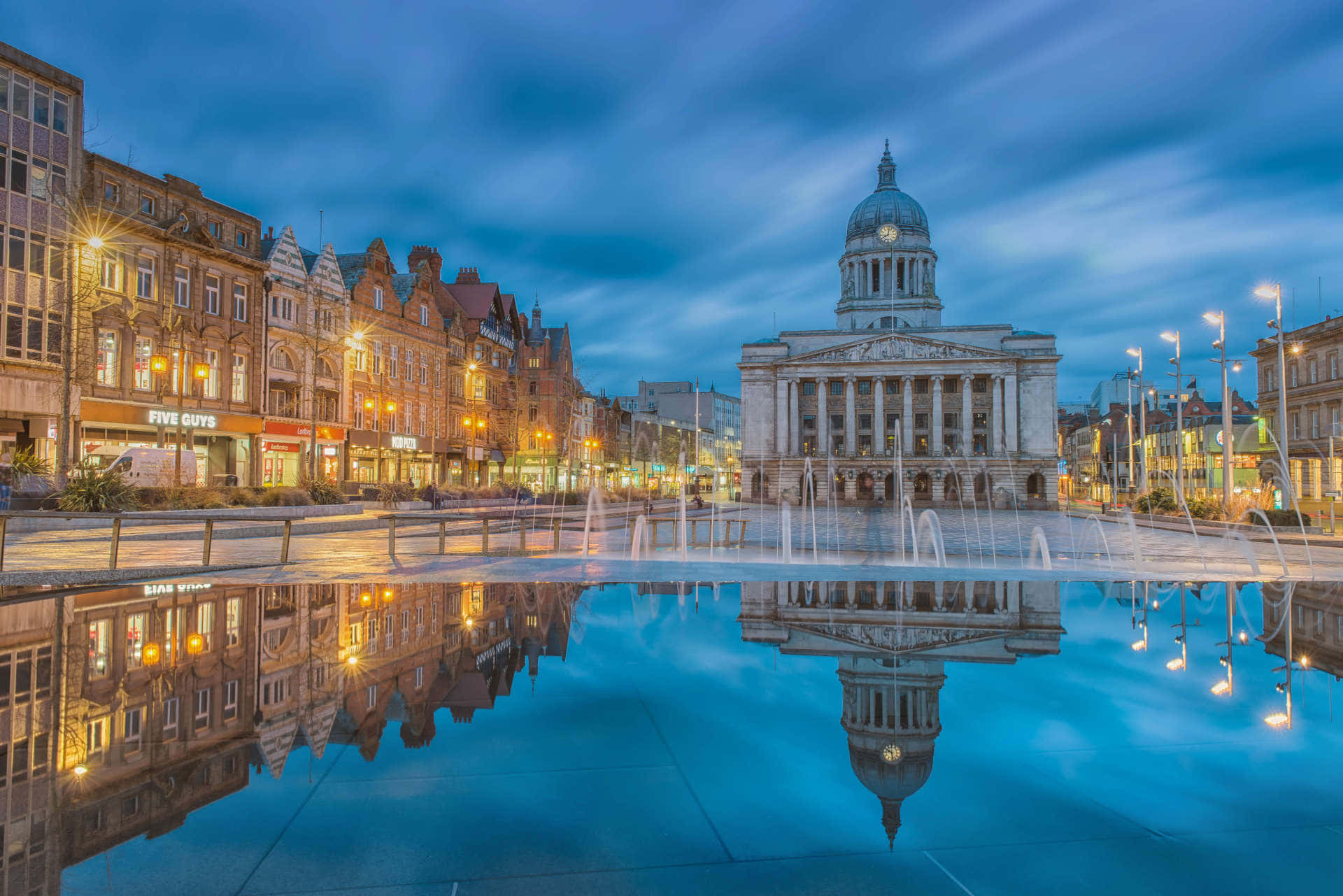 Nottingham Council House Twilight Reflection Wallpaper