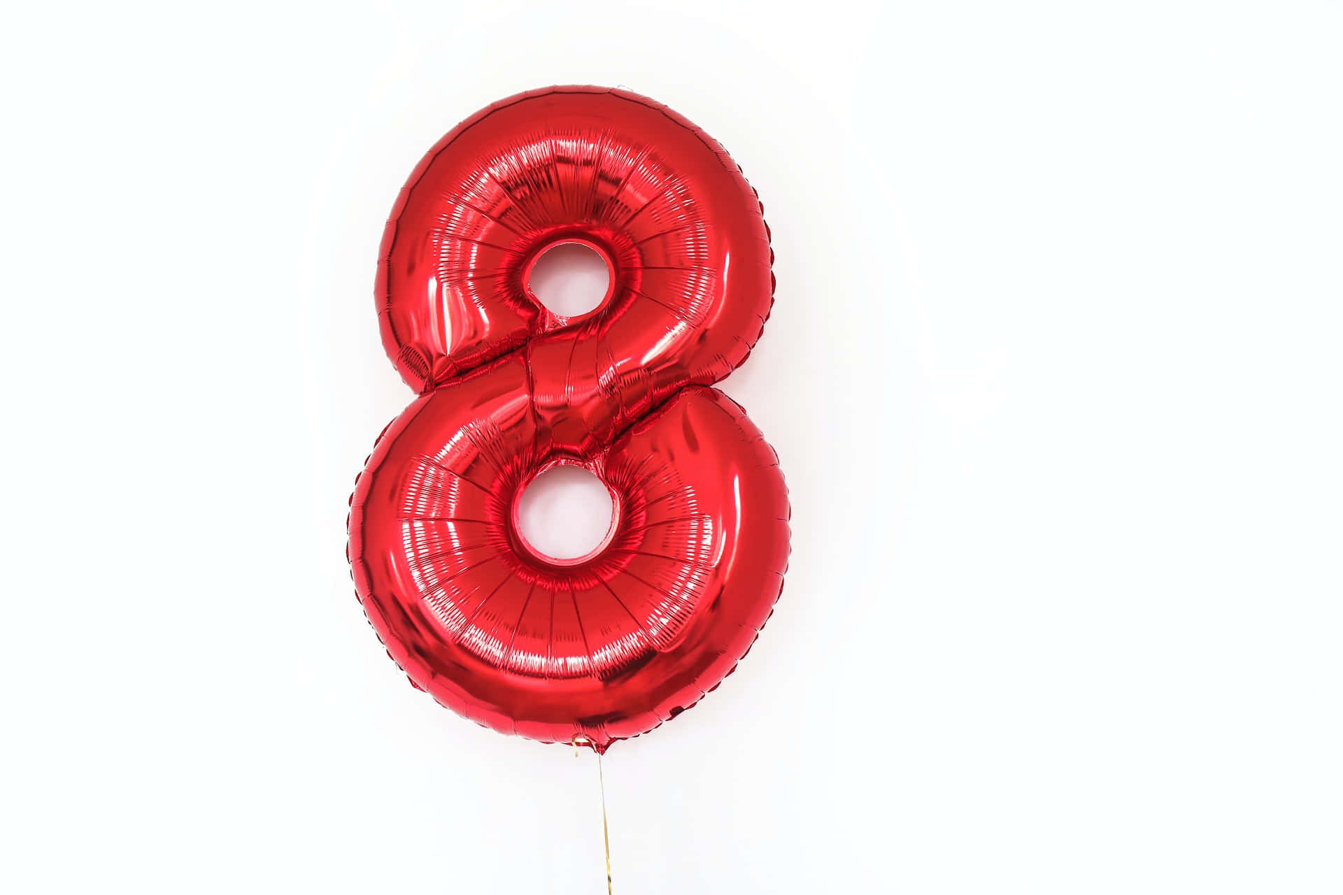 Number 8 Red Balloon Picture
