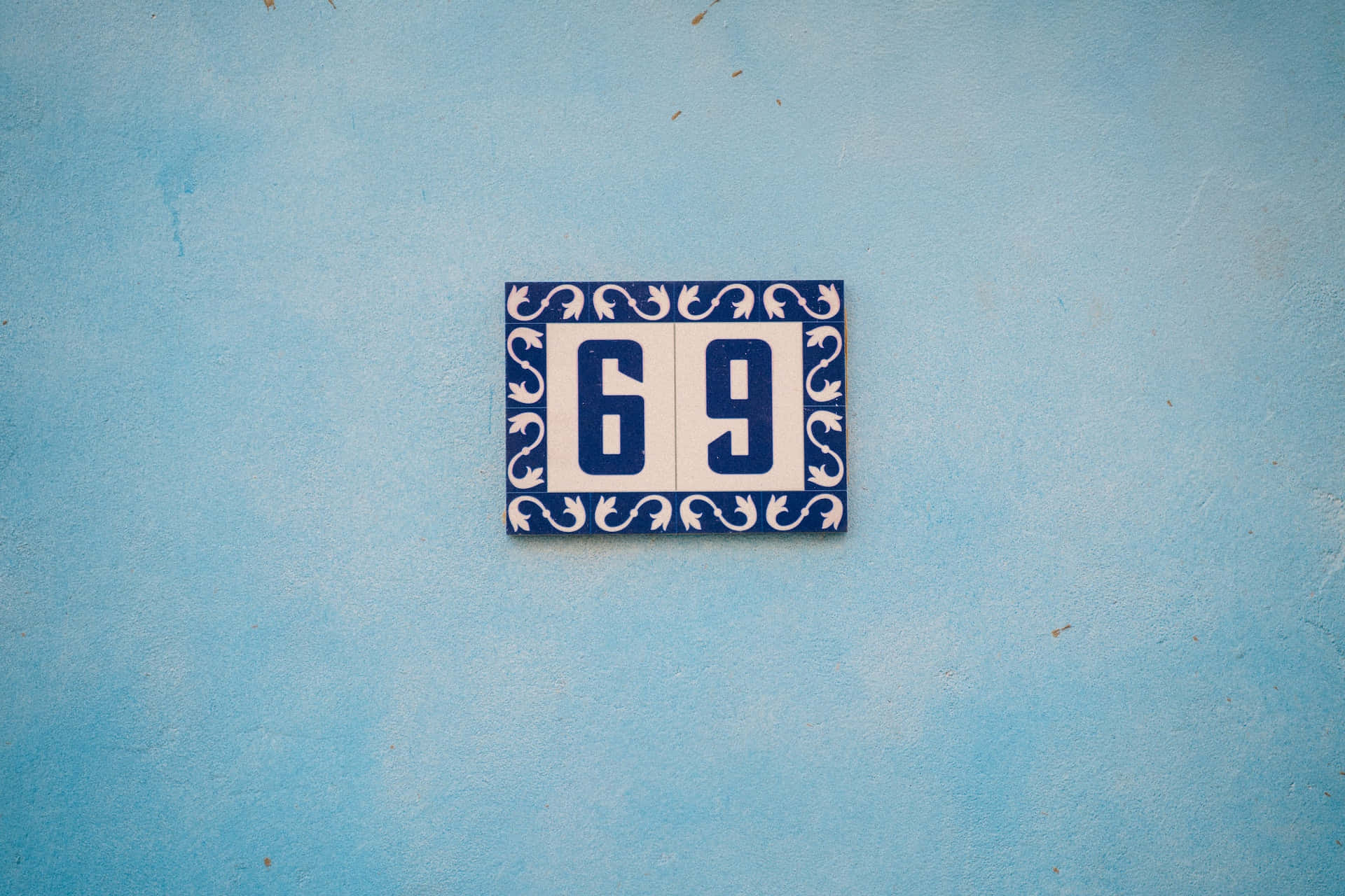 Number 69 With Blue Border Picture