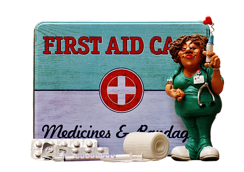 Nurse Figurine First Aid Kit PNG