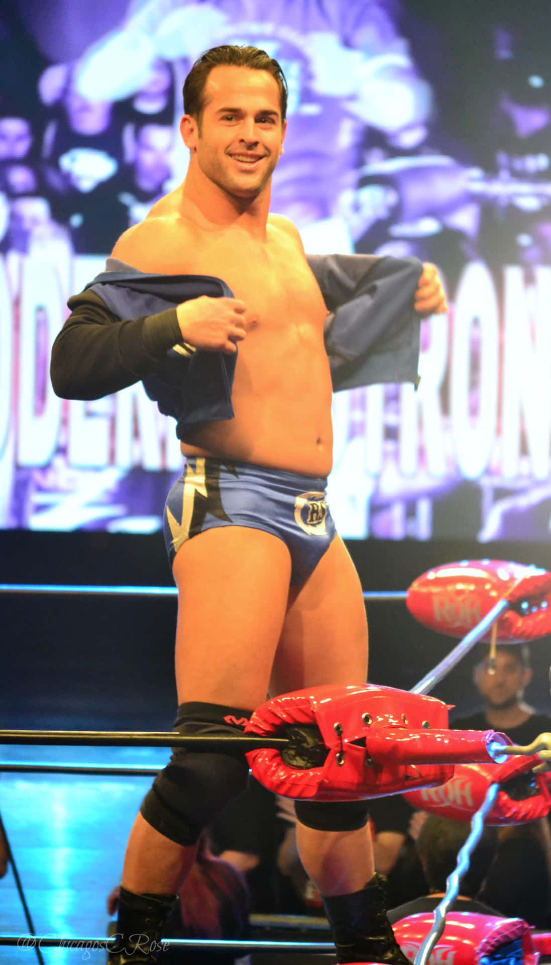 Nxtstar Roderick Strong Would Be Translated To Italian As 