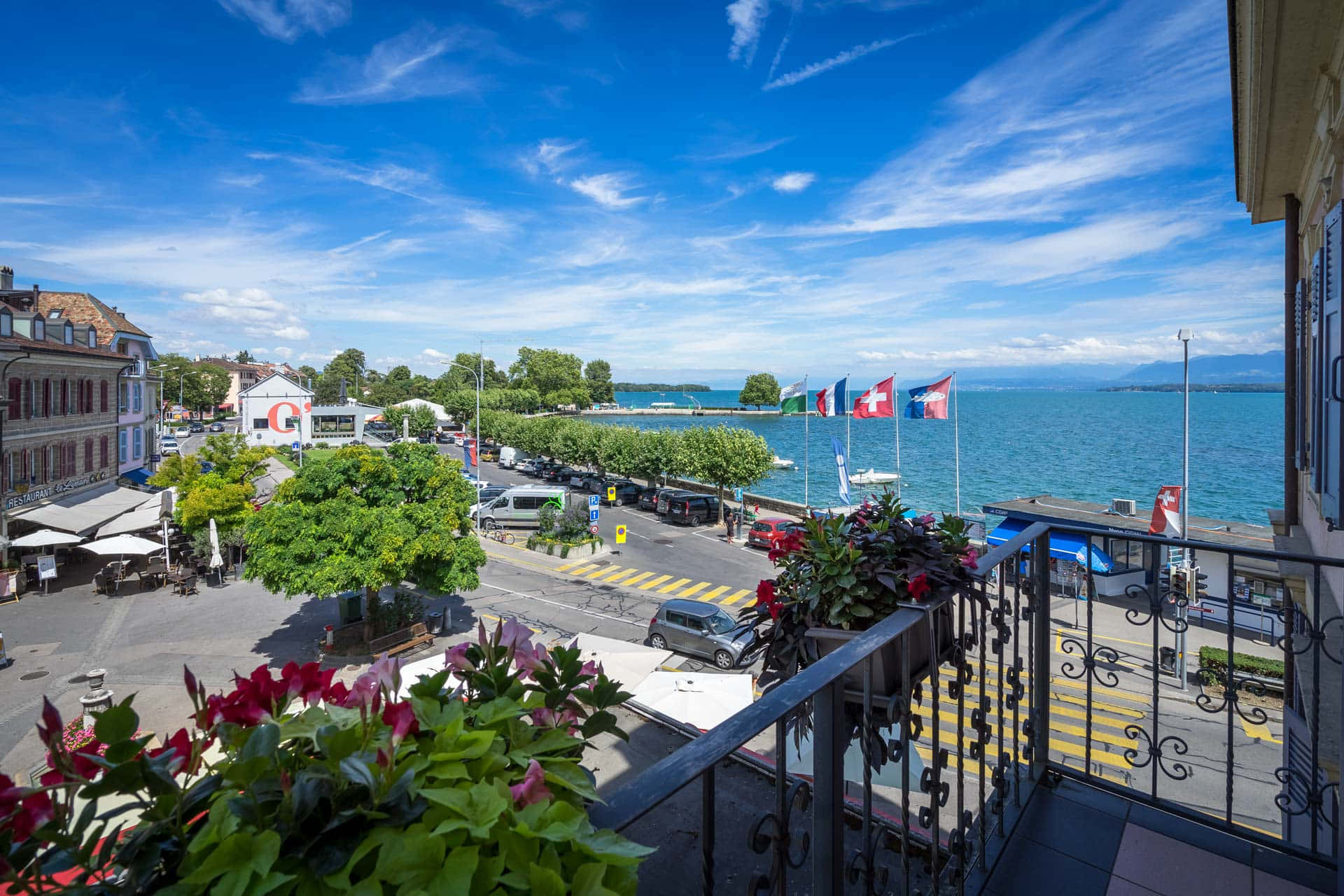 Nyon Lake Geneva View Switzerland Wallpaper