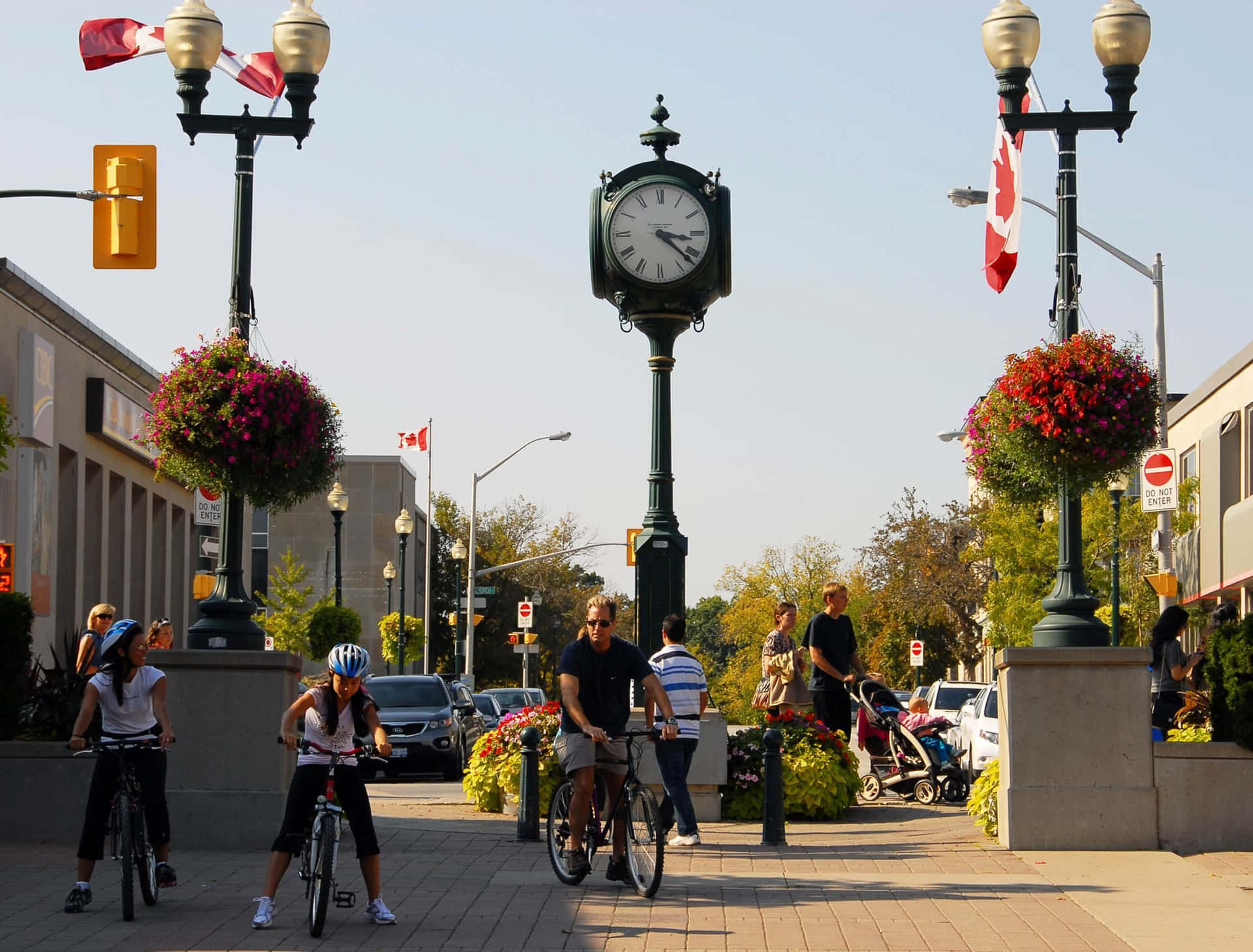 Oakville Keskustan Kello Torni Jalankulkijat Taustakuva