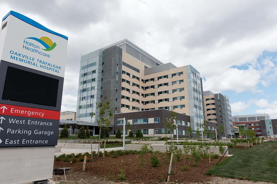 Oakville Trafalgar Memorial Hospital Exterior Wallpaper