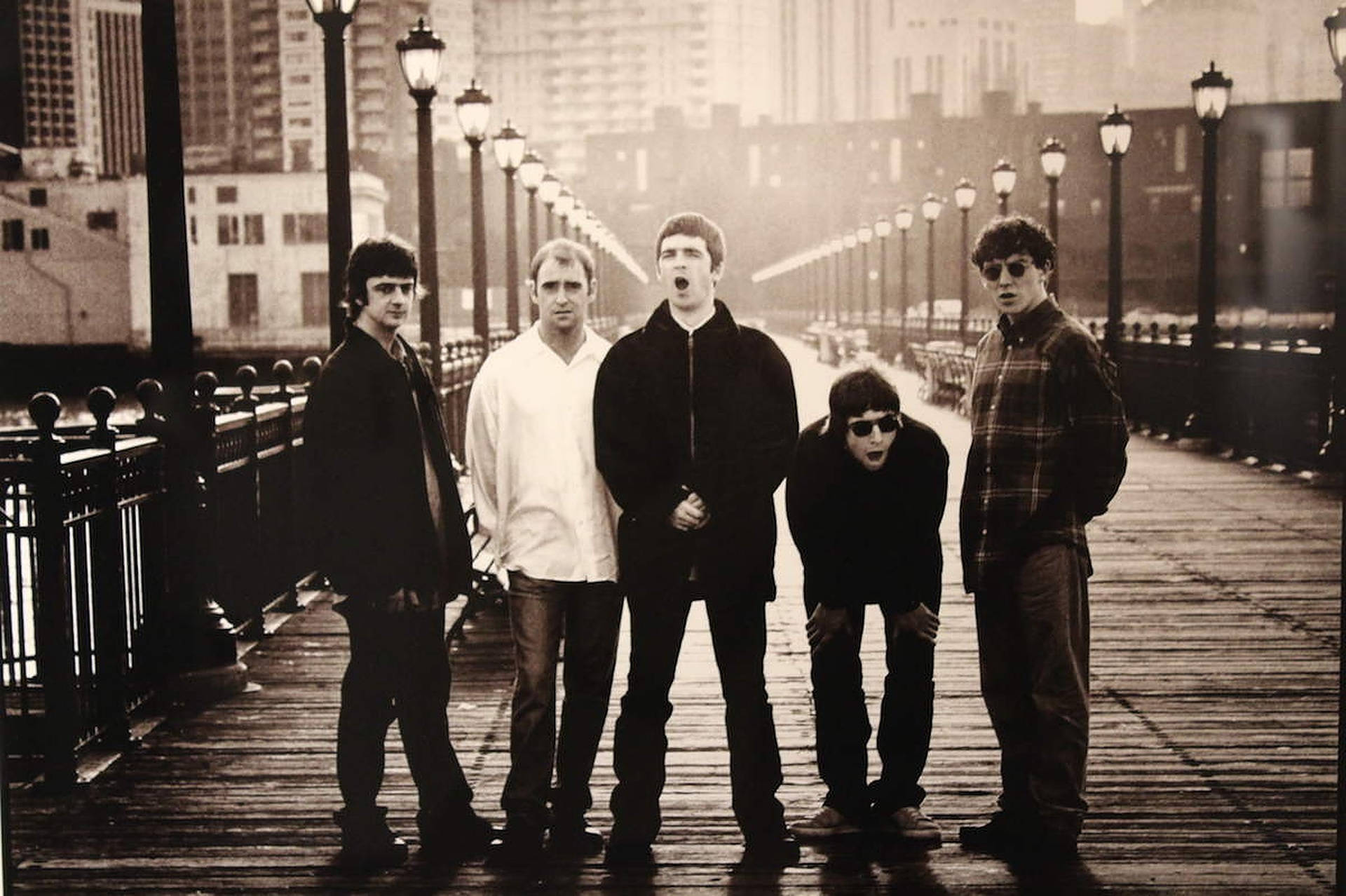 Oasis Band Boardwalk Wallpaper