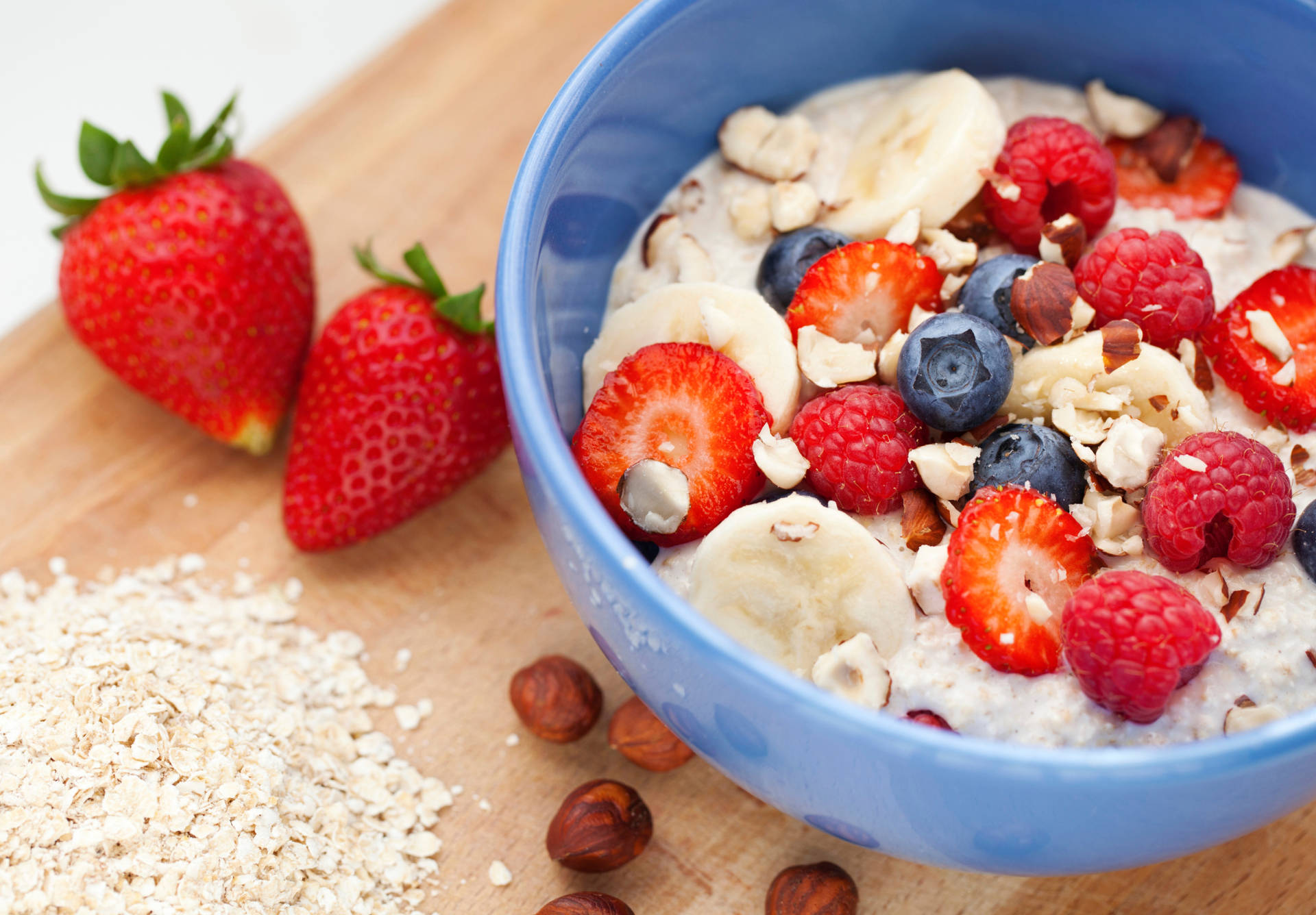 Oatmeal Porridge With Fresh Berries Wallpaper