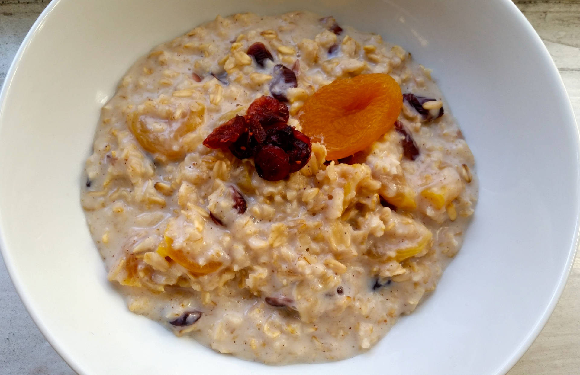 Oatmeal With Apricots And Raspberries Wallpaper