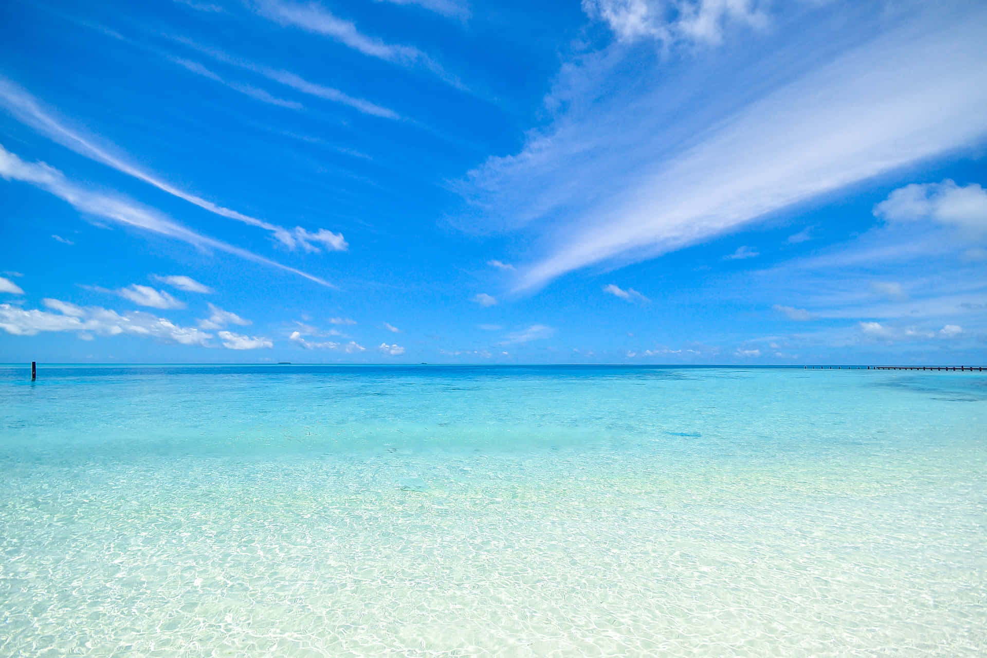 Clear Ocean And Beach Background