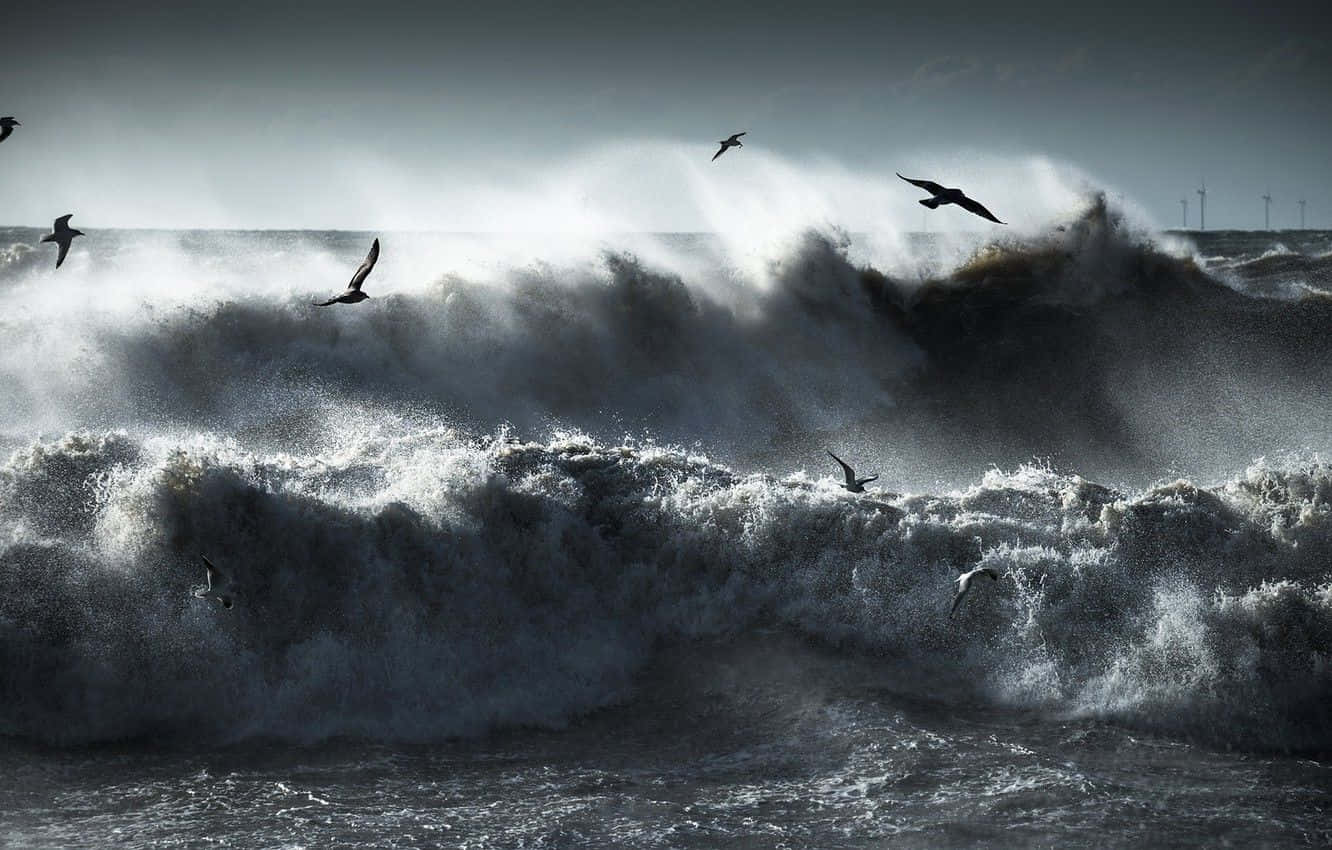 Ocean Storm With Huge Sea Waves Wallpaper