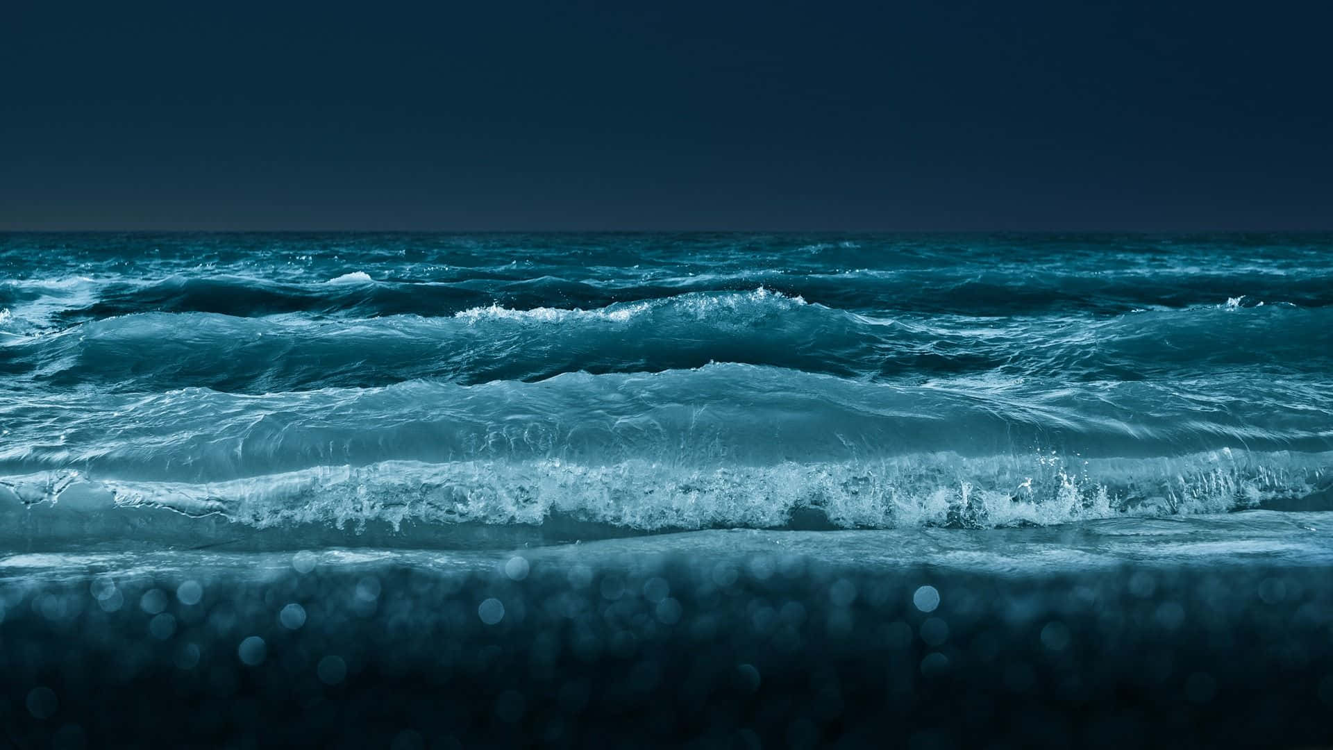 Majestic Ocean Waves at Twilight