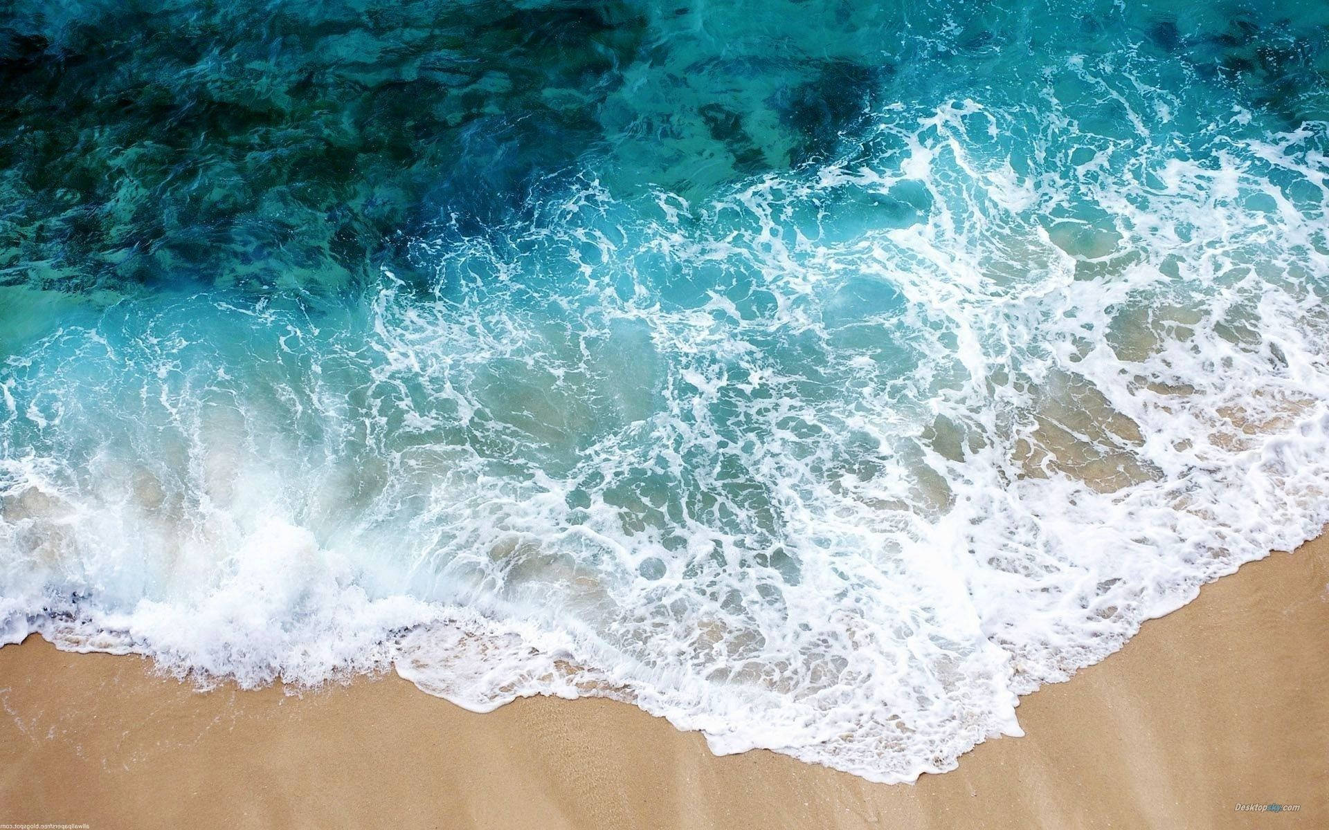 Ocean Waves Summer Desktop Wallpaper